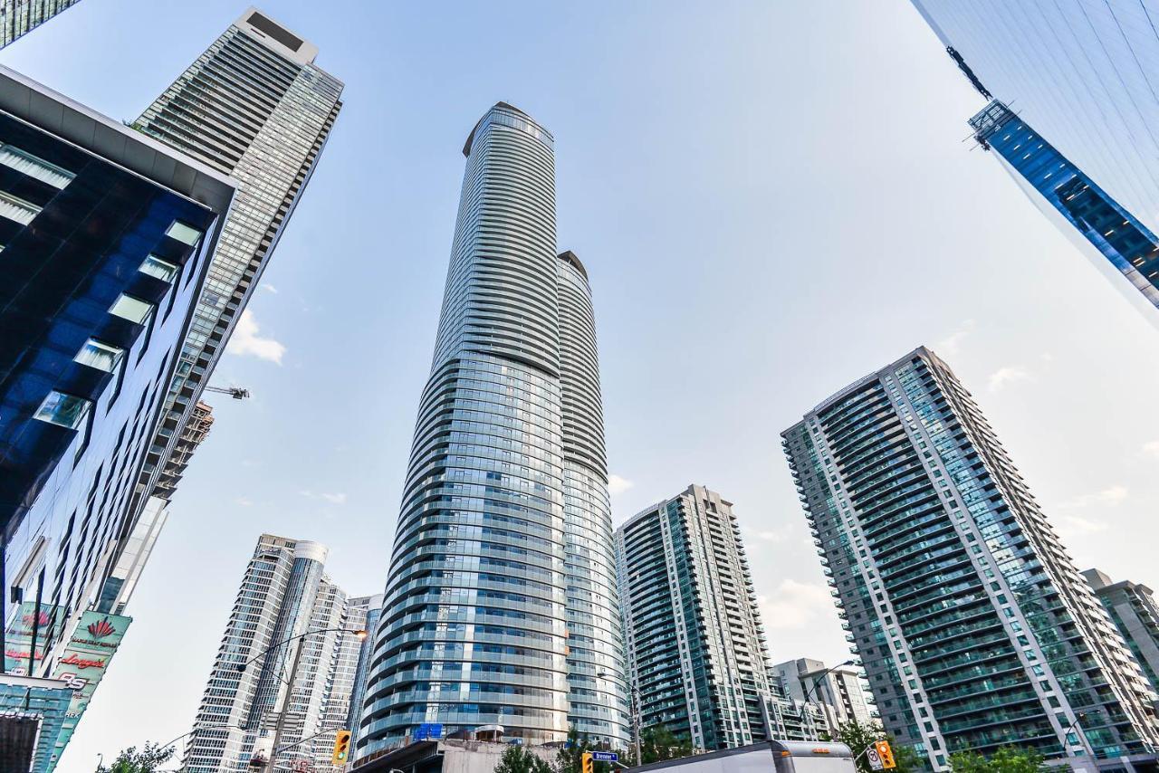 Condo Downtown, Cn Tower, Financial District Toronto Eksteriør billede